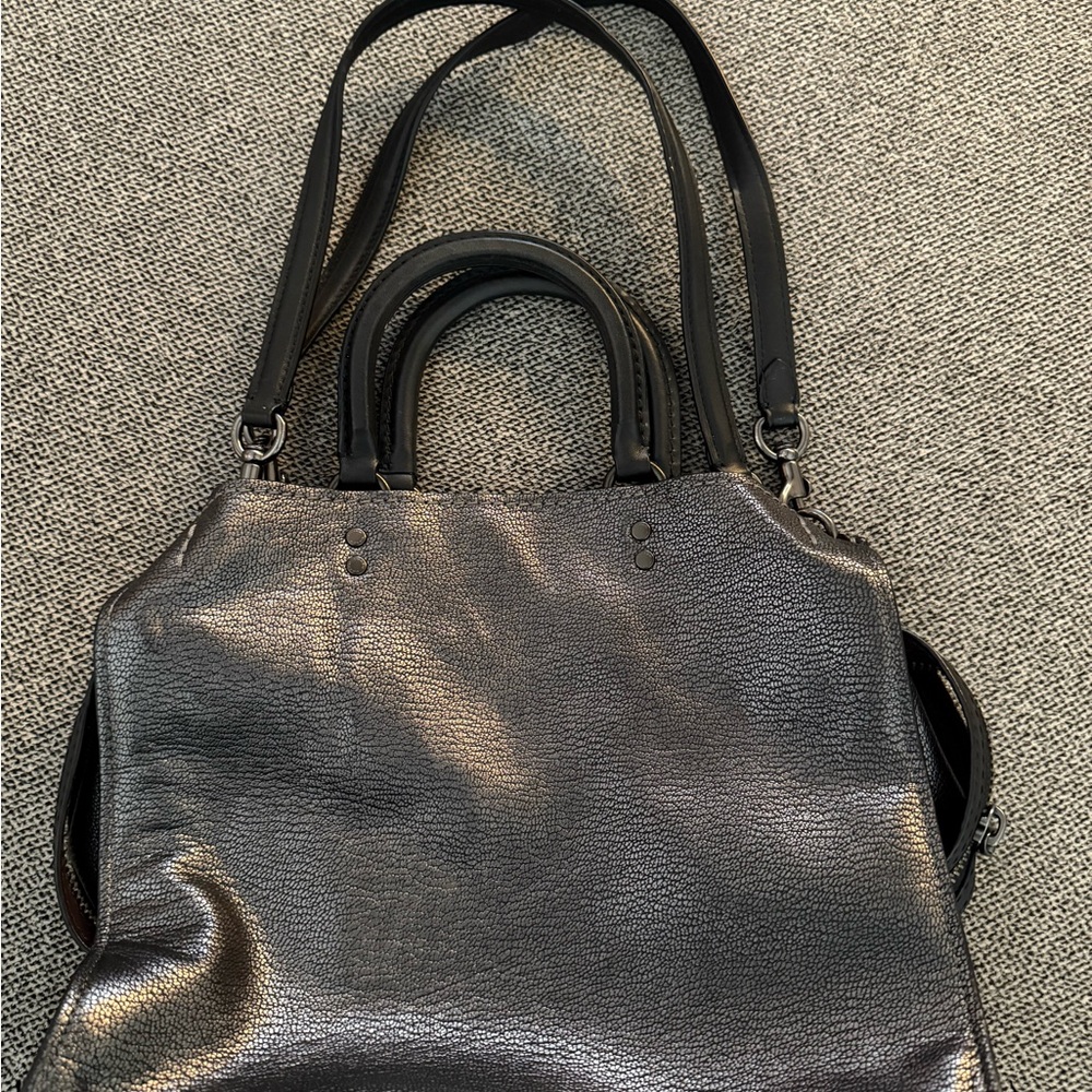 Metallic coach rogue